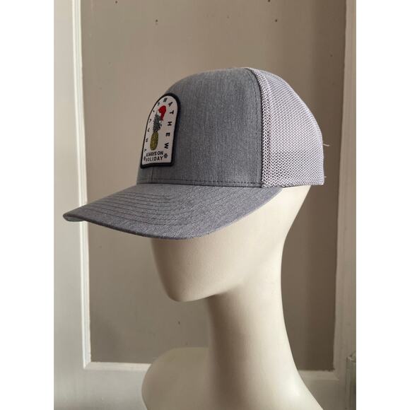 TRAVIS MATHEW FlexFit 110 Gray Trucker Snapback Cap 'Always on Holiday" - Picture 3 of 11
